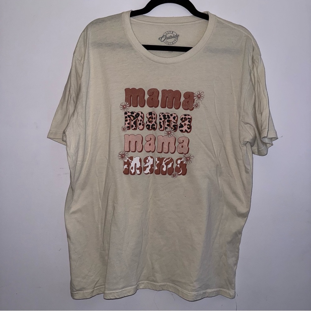 Live outside the limits women’s size XL short sleeve T-Shirt cream color mama co